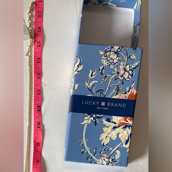 Lucky Brand 18" Chain Gold Filigree Teardrop Necklace New with Tag In Box - Picture 6 of 14